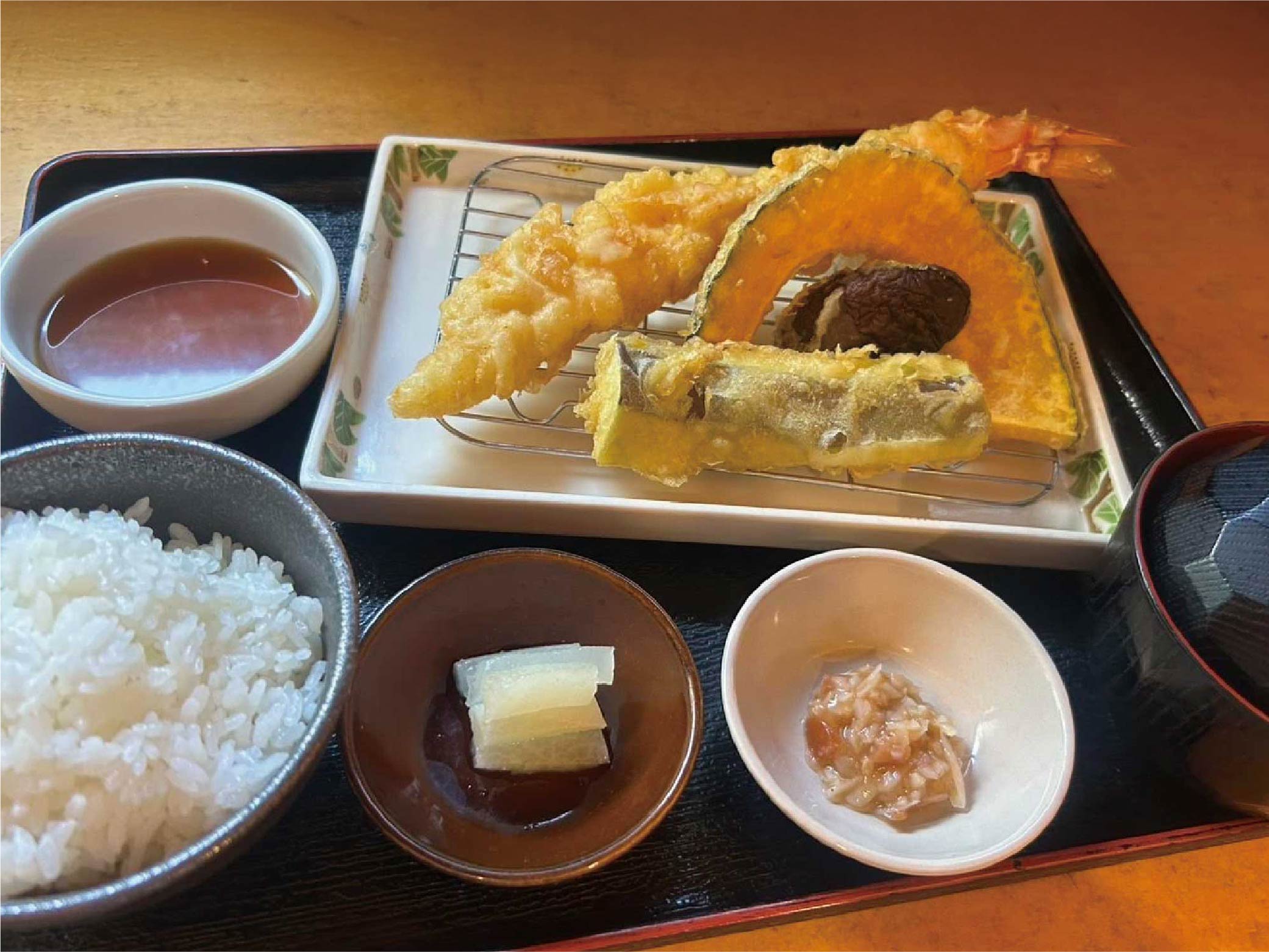 超特大大海老天定食